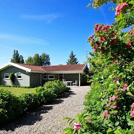 Holiday home Four-bedroom Holiday In Tranekaer 1 *